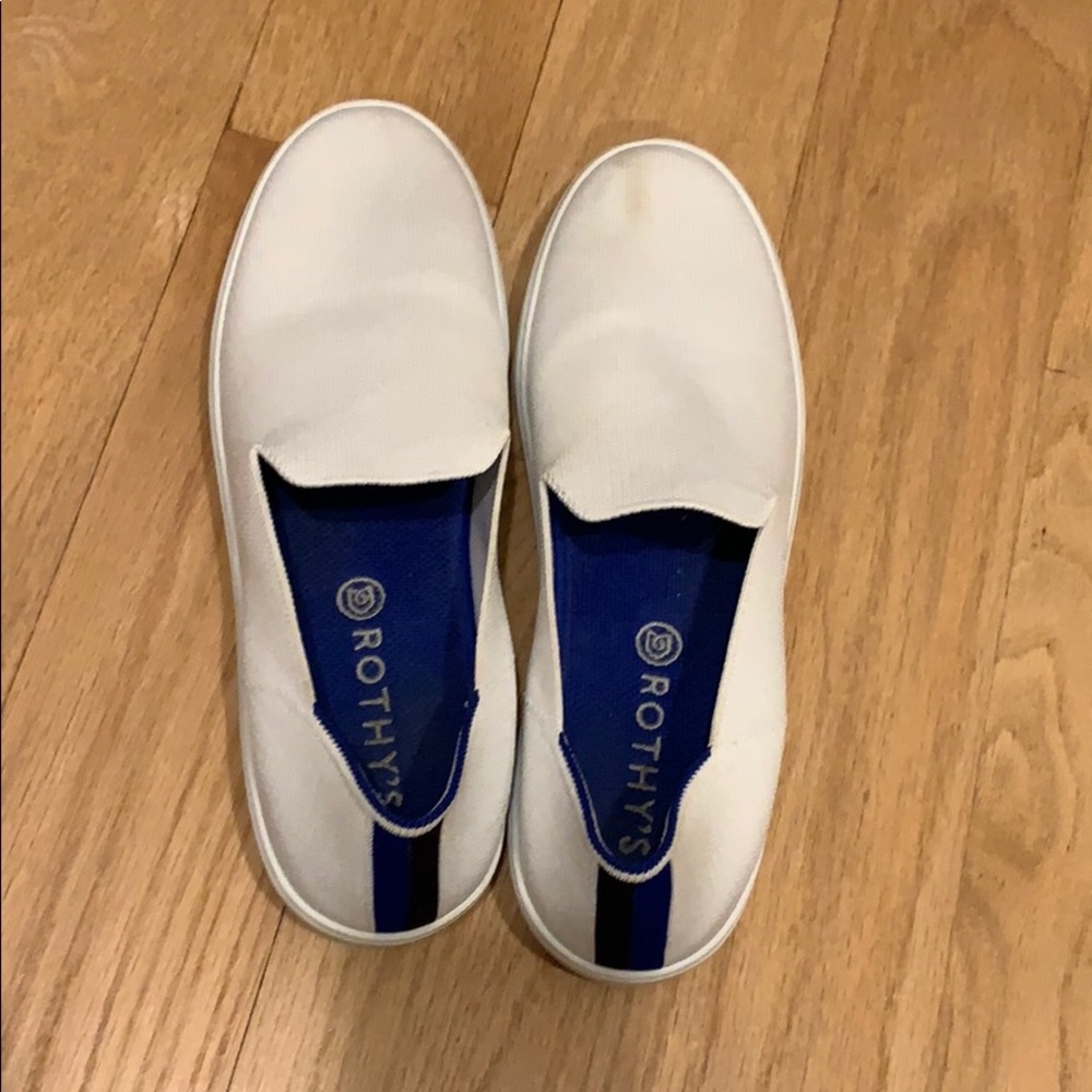 White Rothy’s sneakers